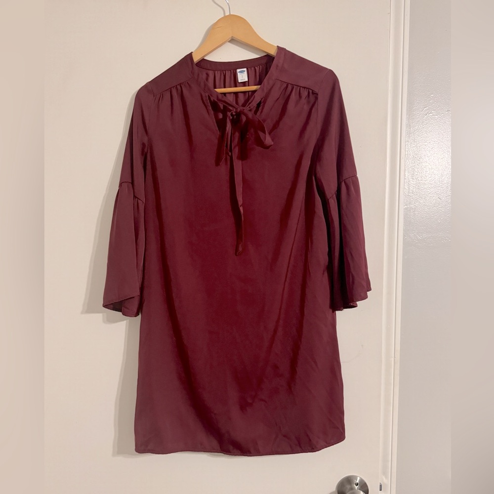 Old navy - Burgundy silky dress